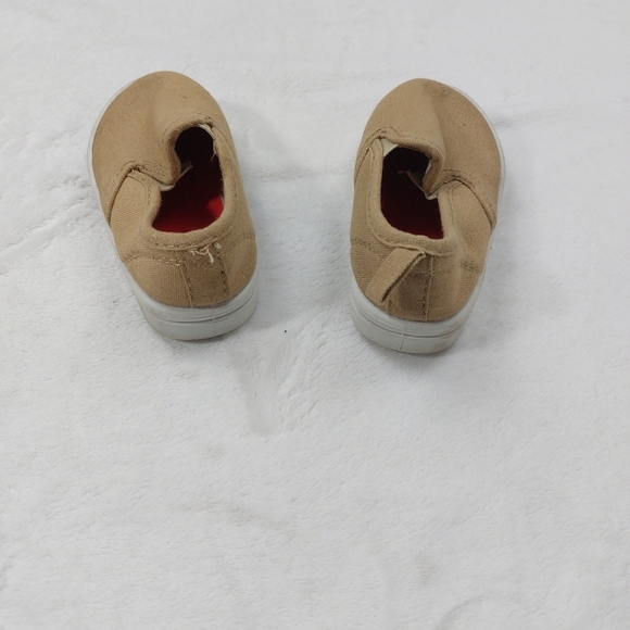 GARANIMALS TODDLER BOYS TAN BROWN NEUTRAL SLIDE ON SLIP ON CANVAS SHOES SIZE 6 - Picture 4 of 10